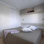 Mobil-Home Confort 32m² (3 chambres) + terrasse semi-couverte 10m² + TV